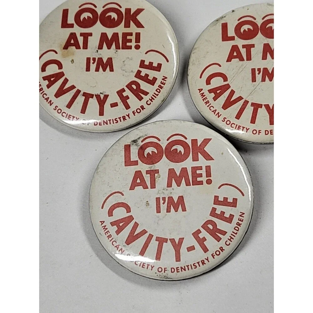 Look At Me! I'm Cavity Free! 3 Vintage Pinback Buttons Children Dentistry Dental